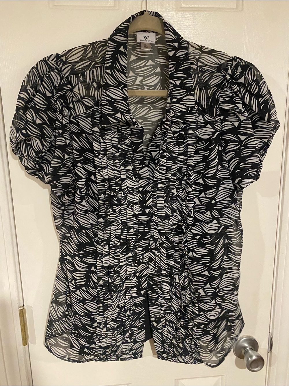 Worthington Black and White Printed Ruffle Front Blouse